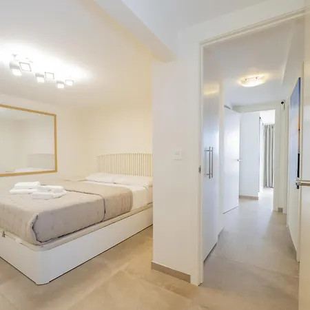 Cubo's Oceanview & Free Parking Appartement