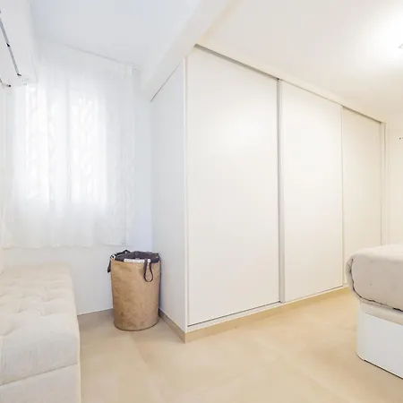 Cubo's Oceanview & Free Parking