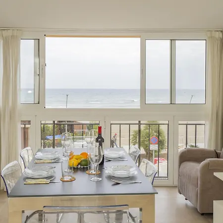 Cubo's Oceanview & Free Parking *