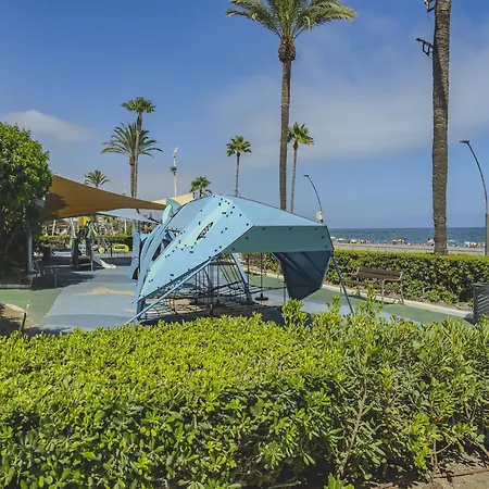 Cubo's Oceanview & Free Parking Appartement