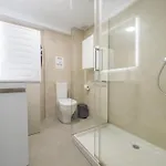 Cubo's Oceanview & Free Parking 에스테포나