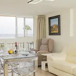 아파트 Cubo's Oceanview & Free Parking *