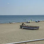 Cubo's Oceanview & Free Parking *