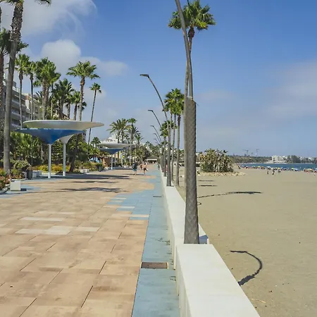 Daire Cubo's Oceanview & Free Parking Estepona