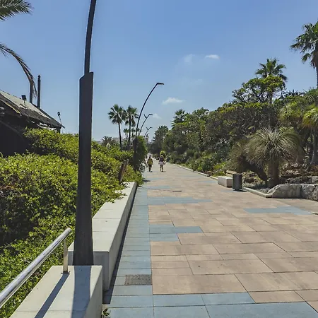 아파트 Cubo's Oceanview & Free Parking *