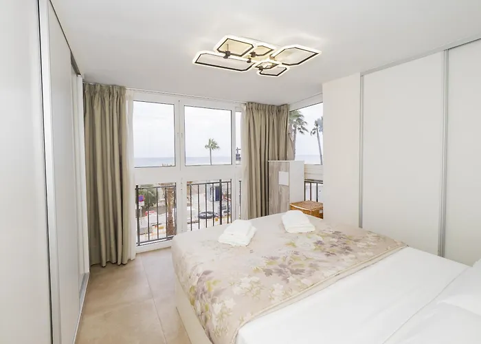 Apartment Cubo's Oceanview & Free Parking