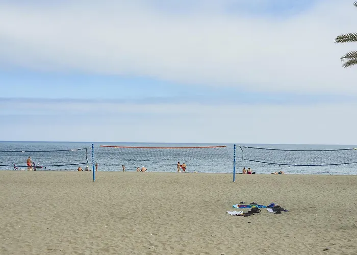 Cubo's Oceanview & Free Parking Apartment