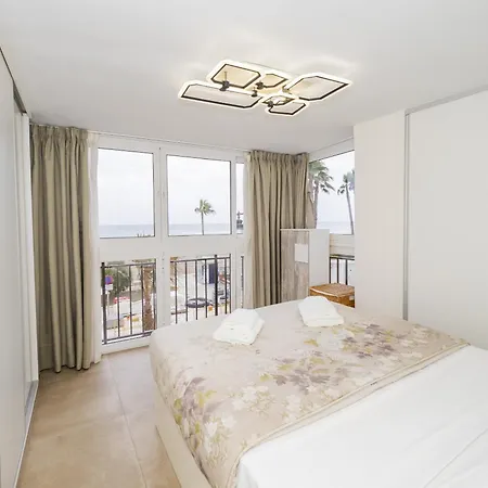 Apartment Cubo's Oceanview & Free Parking