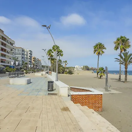 Cubo's Oceanview & Free Parking Apartment *