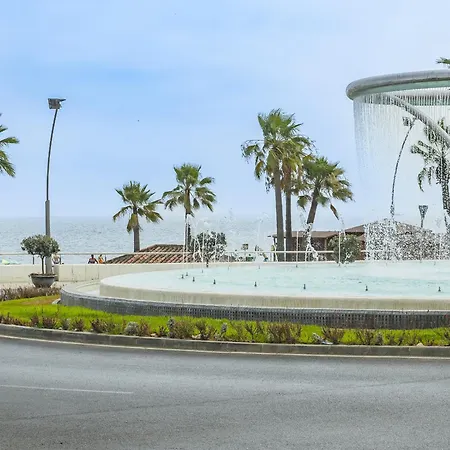 Cubo's Oceanview & Free Parking *