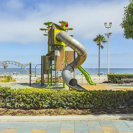 Cubo's Oceanview & Free Parking *