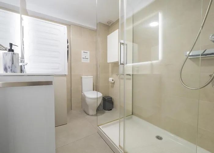 Cubo's Oceanview & Free Parking Estepona